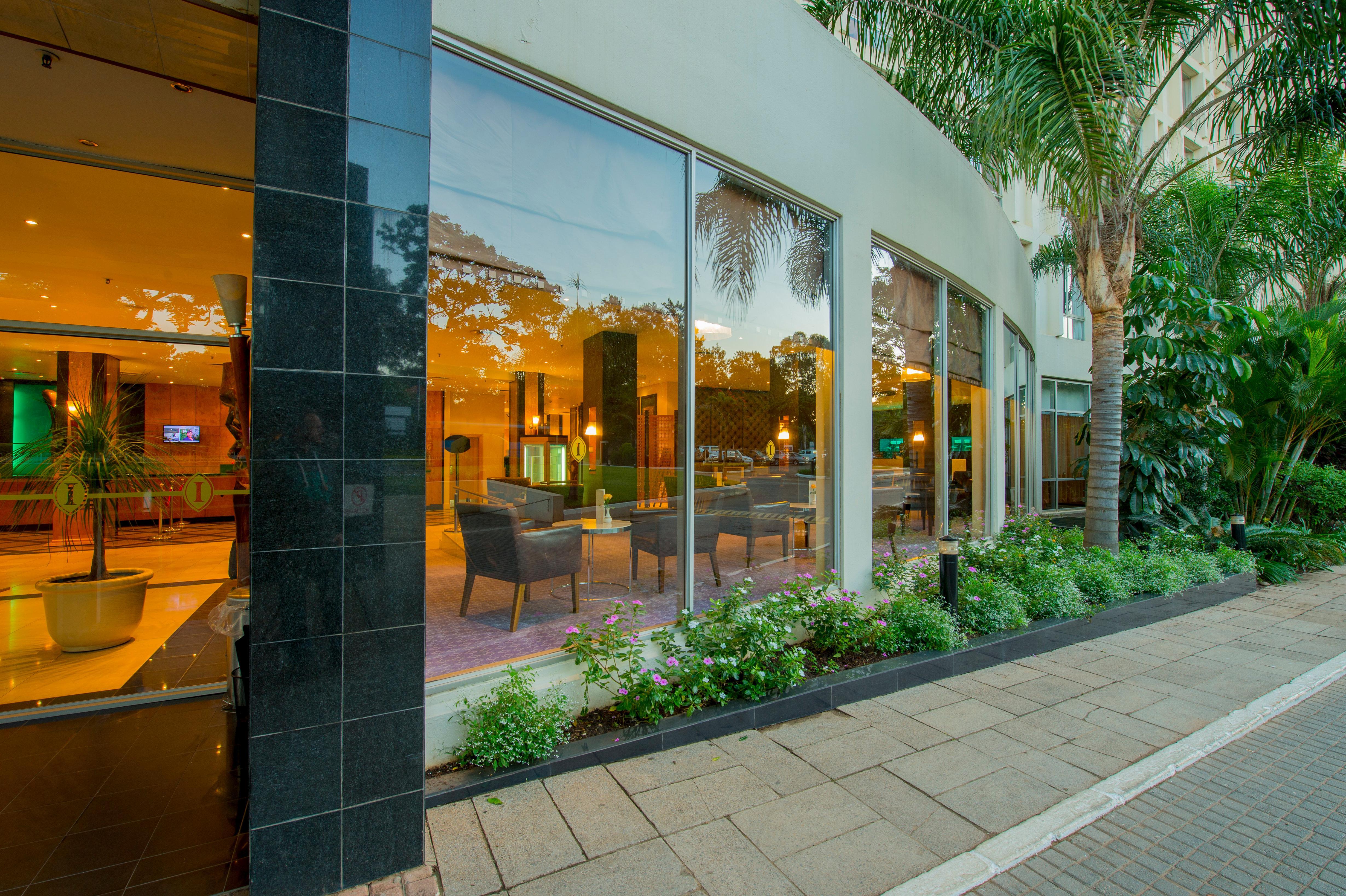 Intercontinental Lusaka By Ihg מראה חיצוני תמונה